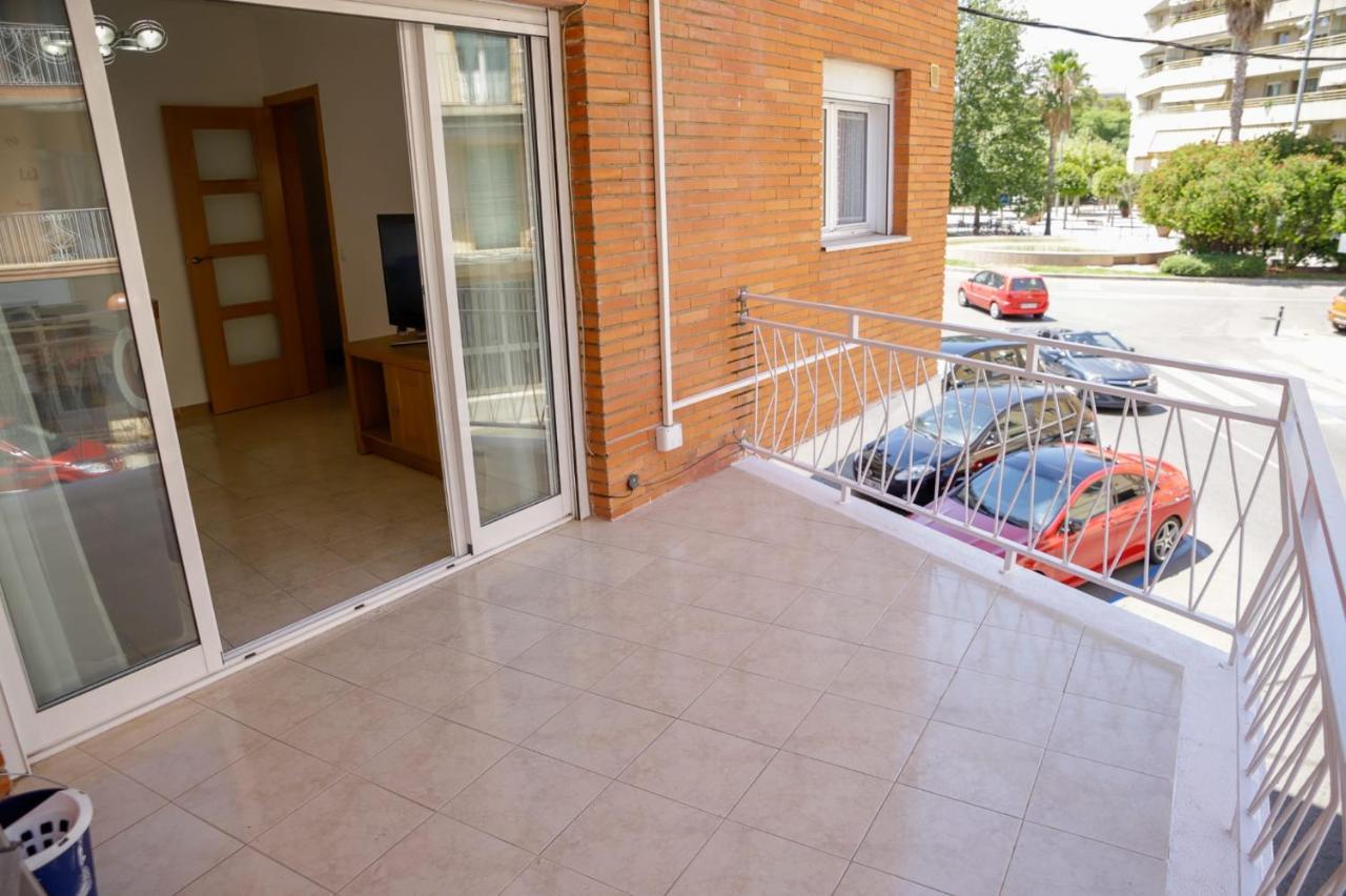 Apartamento En Pleno Centro De Cambrils Apartment Exterior photo